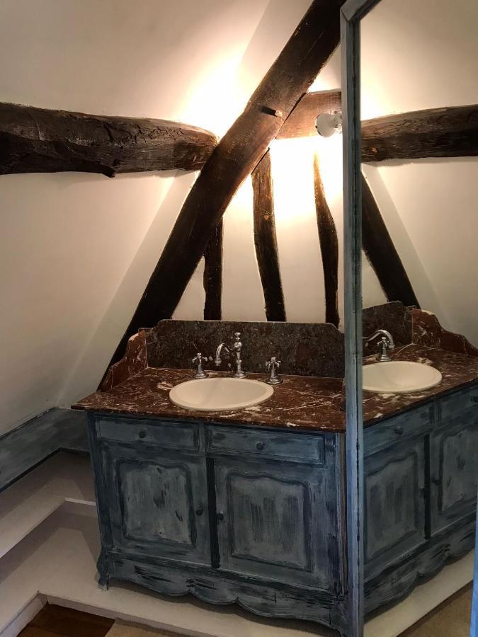 La Gloriette Gite Situe Dans La Propriete Dun Magnifique Manoir Vatteville-la-Rue Bagian luar foto