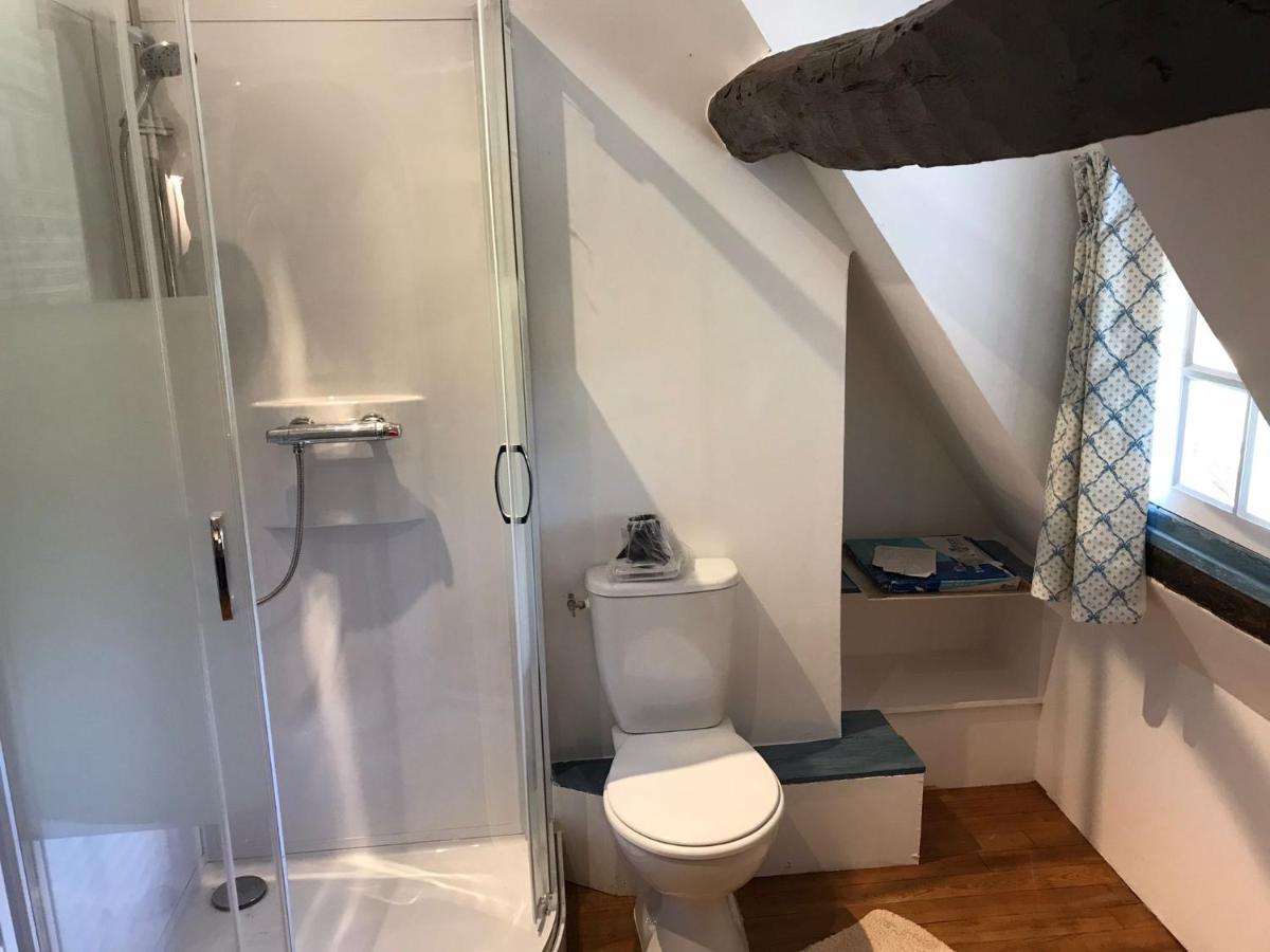 La Gloriette Gite Situe Dans La Propriete Dun Magnifique Manoir Vatteville-la-Rue Bagian luar foto